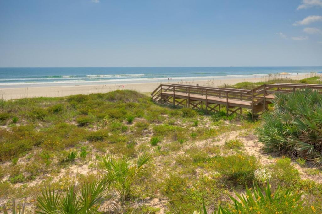 A Wave From It All Oceanview 2Nd Level Patio Jacksonville Beach Extérieur photo